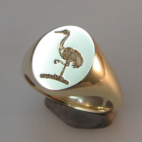 9ct crest engraved signet ring